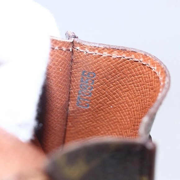 LOUIS VUITTON Monogram Etui Cigarette Case LV Auth - Picture 16 of 16